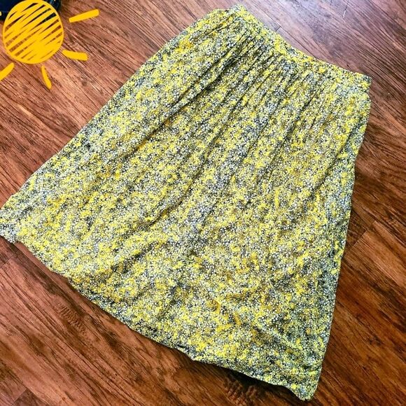 Woman's Who What Wear Circle Skirt 16W - Picture 3 of 9